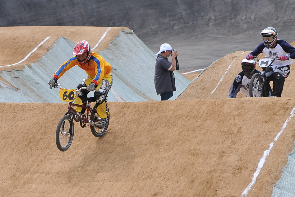 2009 UCI堺大阪国際BMX選手権大会Day2 VOL9：B15~16、M１７〜３０、マスターズクラス決勝_b0065730_820449.jpg