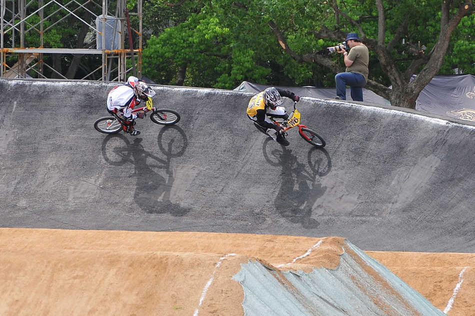 2009 UCI堺大阪国際BMX選手権大会Day2 VOL9：B15~16、M１７〜３０、マスターズクラス決勝_b0065730_825980.jpg