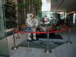 でかスウォッチと月面着陸セット_e0080345_17532960.jpg