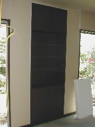 飾り棚_b0179298_0442821.jpg