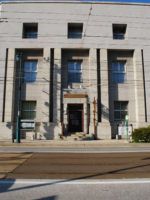 旧日本銀行函館支店、北方民族資料館(函館の建物紹介)_f0142606_1541787.jpg