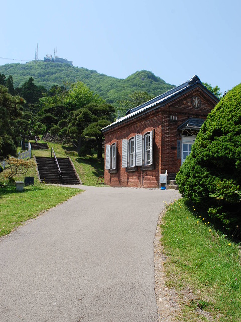 函館元町配水場(函館・坂のある町の風景)_f0142606_2385313.jpg