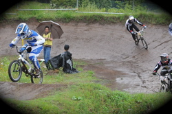 2009JOSF緑山６月定期戦VOL1：BMXエリートクラス決勝_b0065730_18215337.jpg