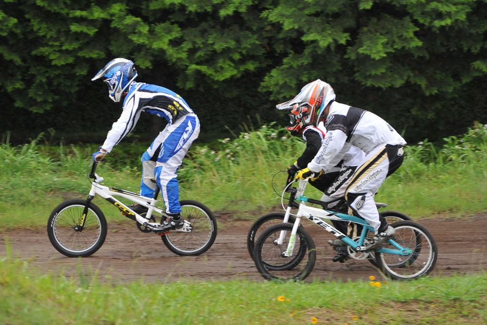 2009JOSF緑山６月定期戦VOL1：BMXエリートクラス決勝_b0065730_18252993.jpg