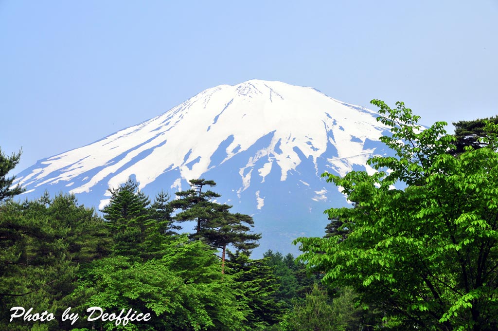 山中湖　静かな湖面の先の富士_e0127034_10275097.jpg