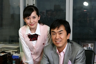 09年度ミス日本グランプリの宮田麻里乃が 衆議院議員 石原伸晃氏を初インタビュー エキサイトアニメニュース