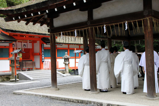 夏越の大祓いー吉田神社_e0048413_21192313.jpg