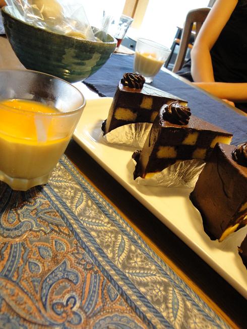 市松模様のケーキ_e0170128_2023350.jpg