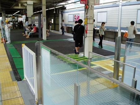 東急大井町線溝の口延伸二週間前の状況 高津駅周辺を中心に_f0030574_2275978.jpg