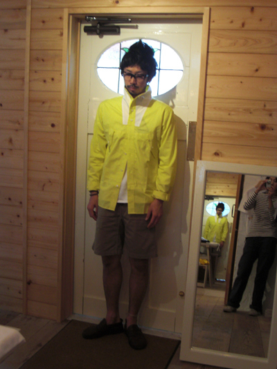 NECESSARY or UNNECESSARY?_a0113127_2254099.jpg