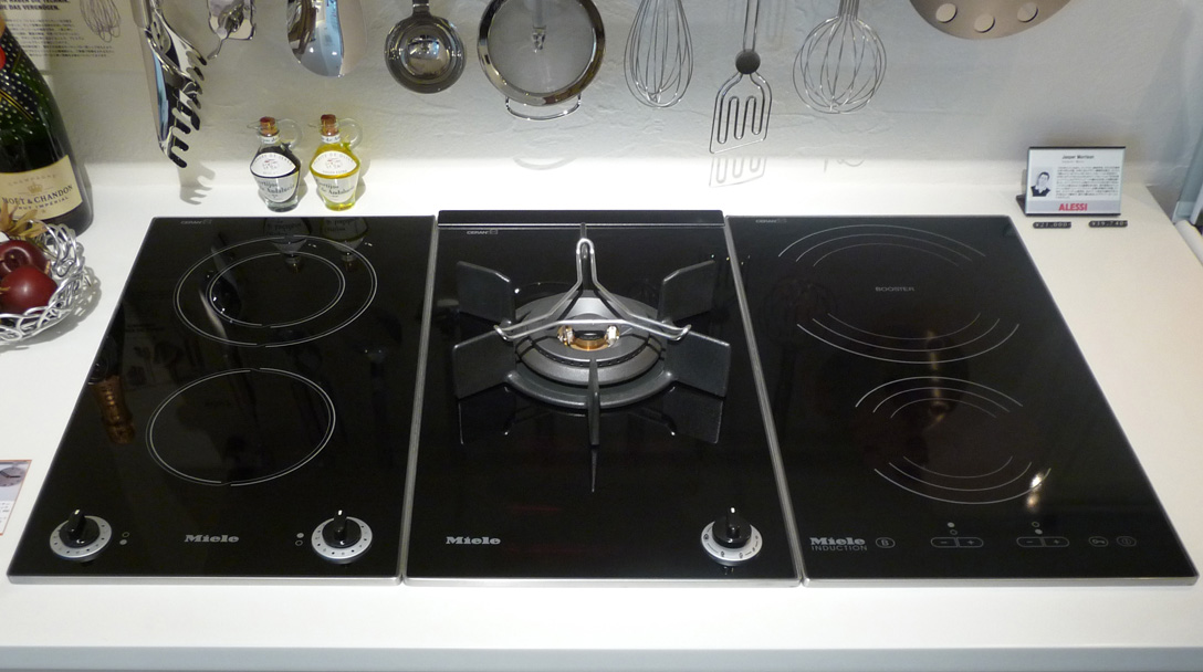 ★輸入キッチン機器(IH・ガス・食器洗い機・他)入替の為格安で販売いたします!_c0156359_083812.jpg