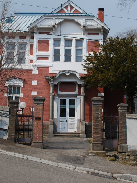 旧ロシア領事館(函館の建築再見)その２_f0142606_1612852.jpg
