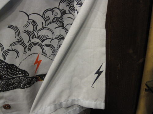 70\'S～８０’Ｓ　ＬＩＧＨＴＮＩＮＧ　ＢＯＬＴ　Ｓ/S_b0160480_1515031.jpg