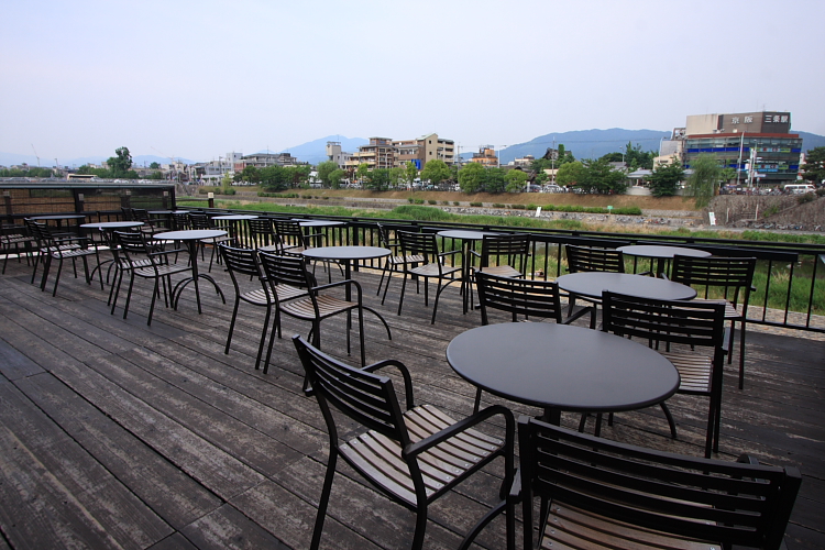 スターバックス・コーヒー 京都三条大橋店_e0051888_619961.jpg
