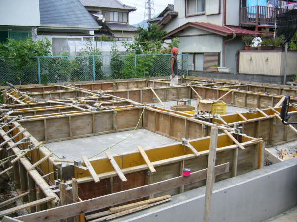 T様邸着工_c0184295_91939.jpg