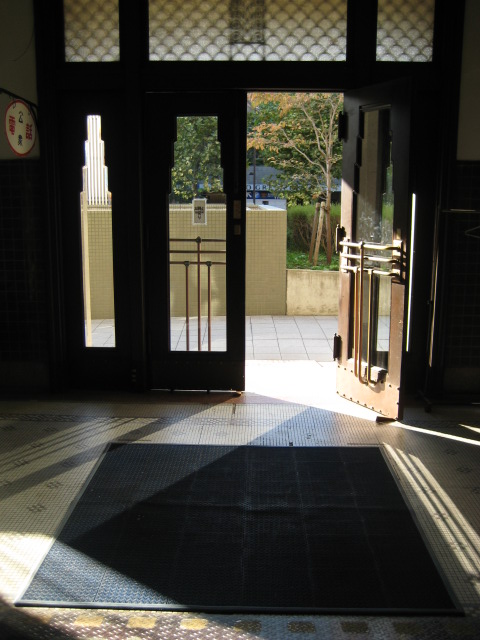 学び舎拝見_d0147727_8391650.jpg