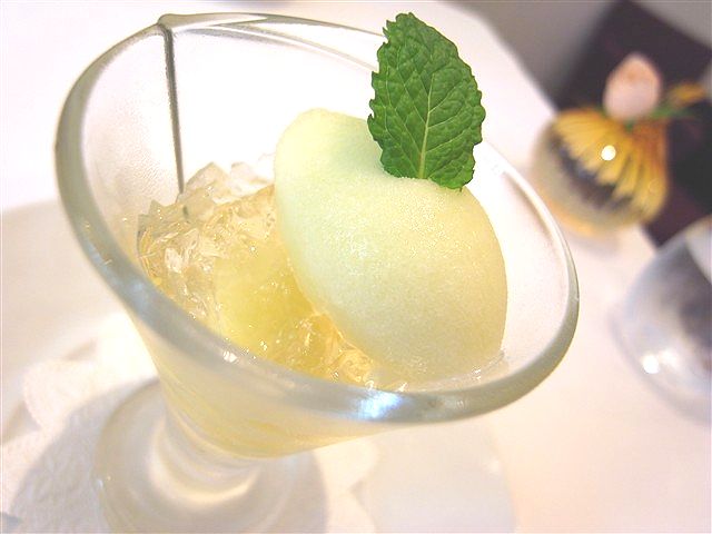 窓が切り取る、一枚の「季節」_c0116714_031589.jpg