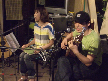 e0144254_1007.jpg