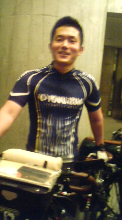 伊東心さんの講演会 自転車世界一周 映画館に行こう 伊東心さんの講演会 自転車世界一周 映画館に行こう