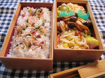 お弁当。_d0003606_11484613.jpg