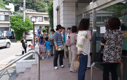 横須賀・16ミリ試写室『Little Challengers』上映会の様子_a0126009_1044339.jpg