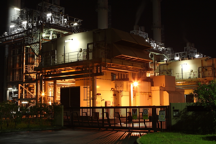 night view of industrial area..6_e0131279_22101619.jpg