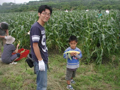 和歌山県　トウモロコシ採り_f0153621_7432596.jpg