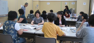 新聞バッグ講習会・・・・_c0110647_229382.jpg