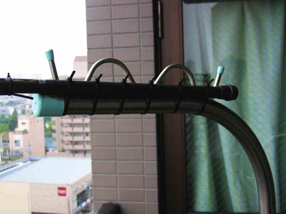 Hf 用ベランダ釣竿アンテナ 詳細 モールスと電鍵に魅せられて Hf 用ベランダ釣竿アンテナ 詳細 モールスと電鍵に魅せられて