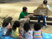 絵本ライブ_e0114963_1504225.jpg