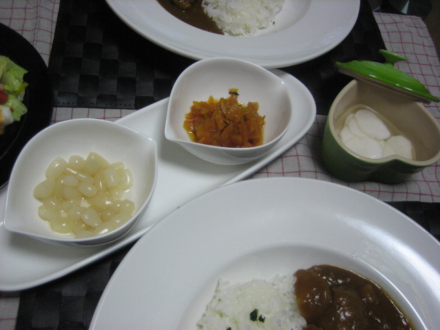 豚ヒレカレー＆サラダ_e0139978_199335.jpg