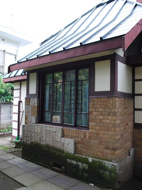 東京三鷹の山本有三記念館(大正モダン邸宅探訪)_f0142606_21512375.jpg