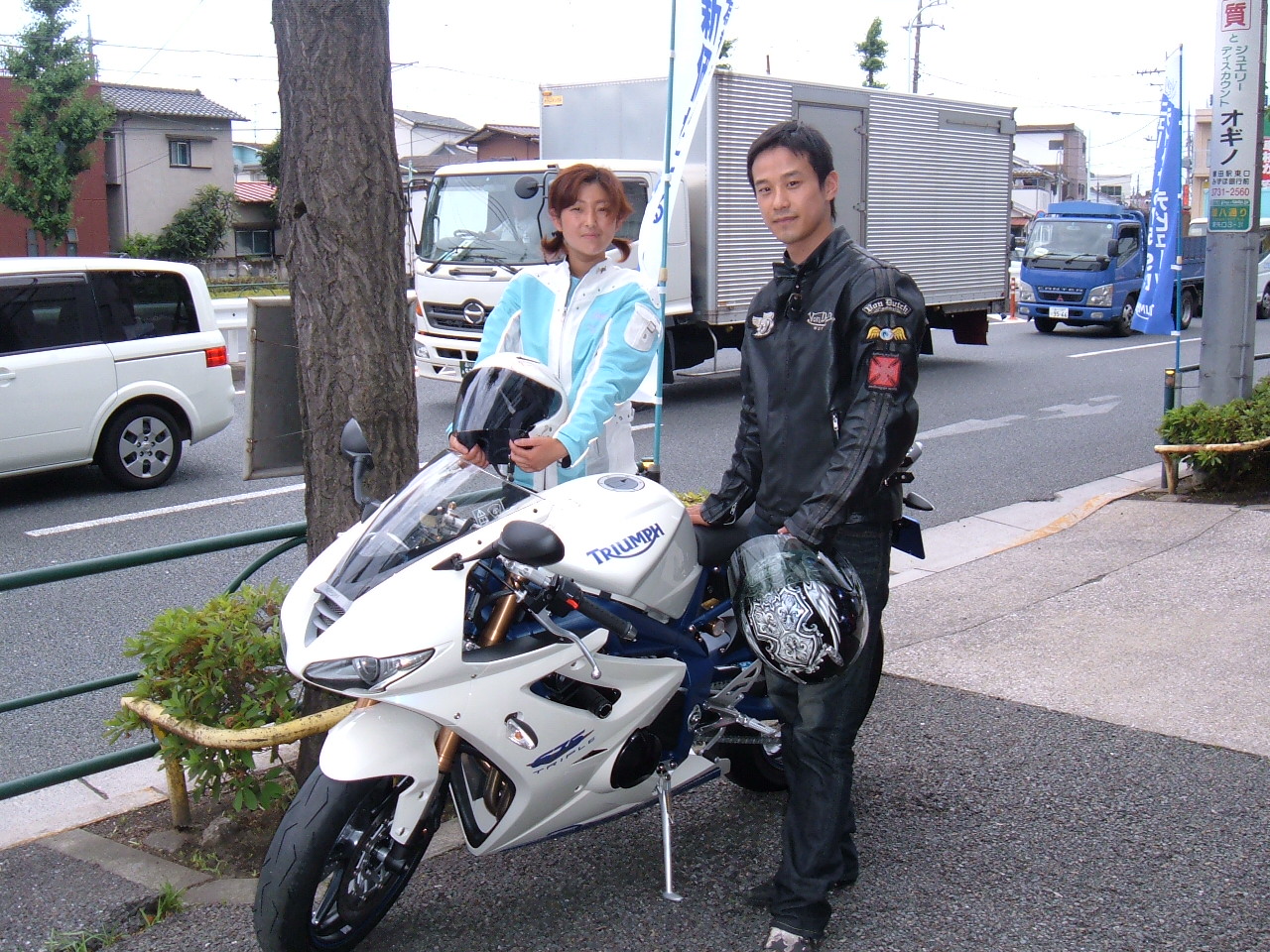 トライアンフが納車されるまで　その７_d0100125_14354715.jpg