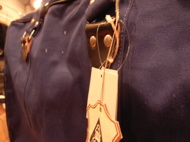 \"MILI CANVAS BAG BLUE-COTTON ONE\"ってこんなこと。_c0140560_1435522.jpg