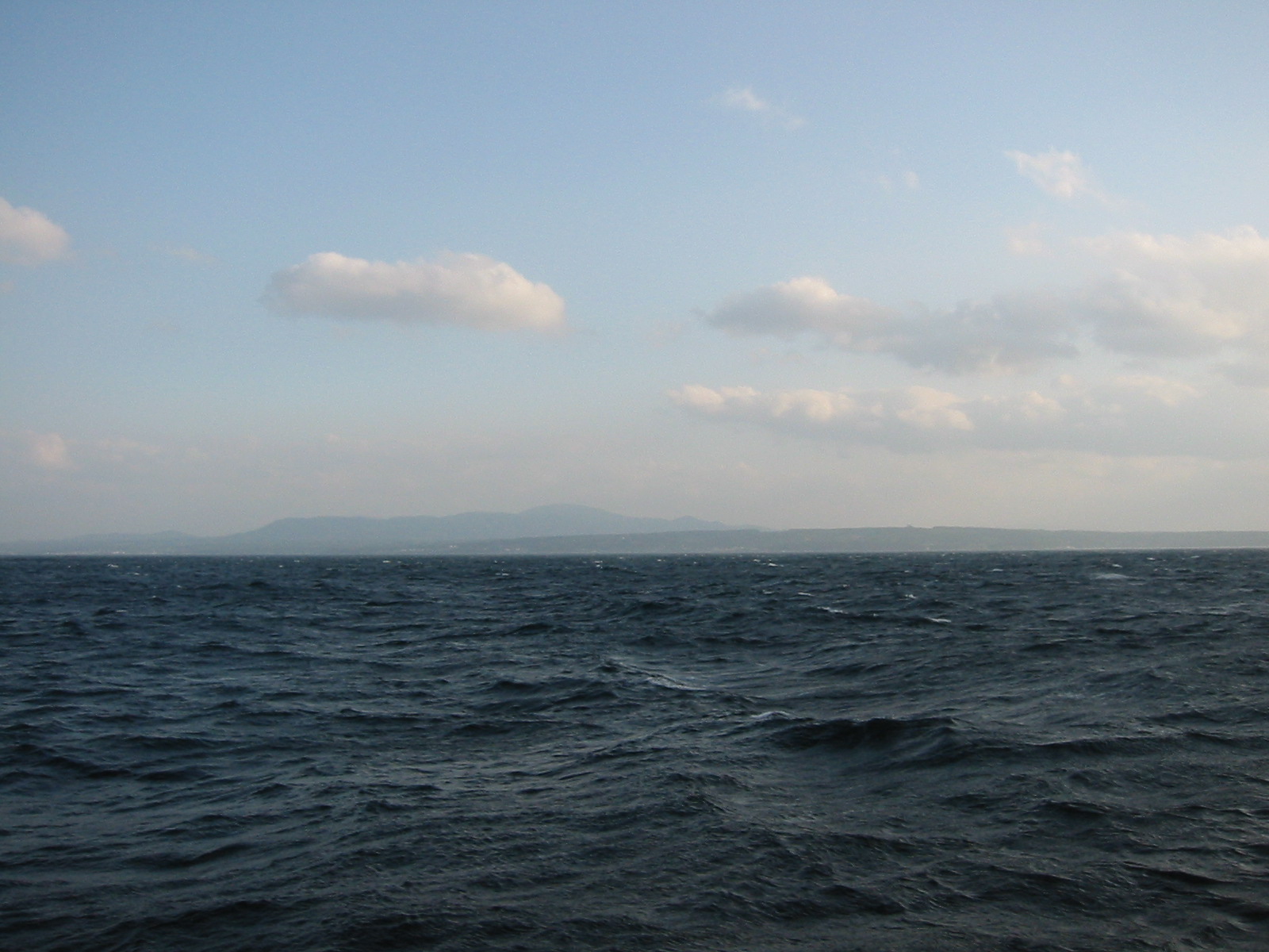 洋上からの風景_e0061467_04821100.jpg