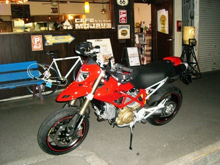 HYPER MOTARD 1100s_e0141978_00541.jpg