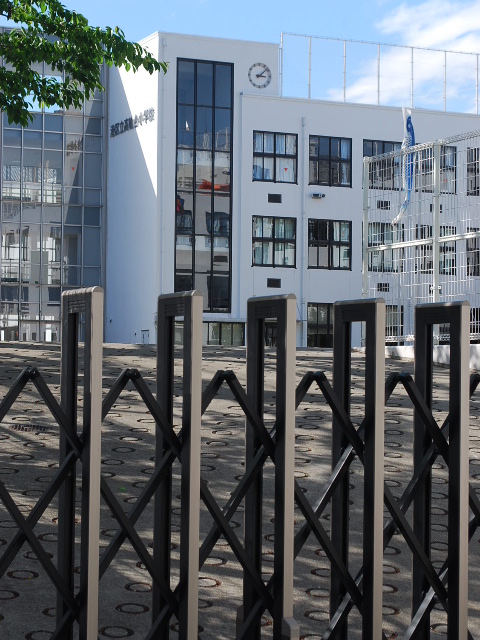 東京都港区立高輪台小学校(昭和モダン建築探訪)_f0142606_21303342.jpg