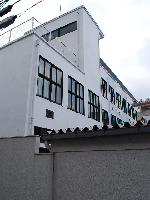 東京都港区立高輪台小学校(昭和モダン建築探訪)_f0142606_21393773.jpg
