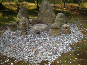 京都・美術館「えき」・竜安寺と、そして金閣寺_d0017632_17174188.jpg
