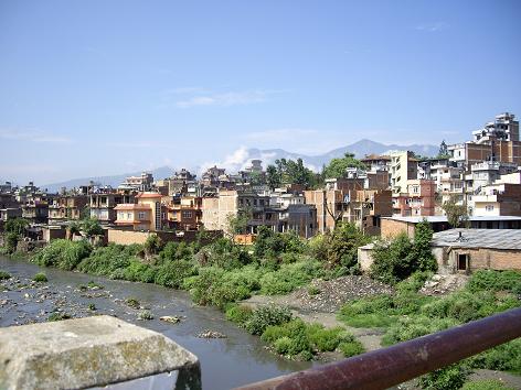 From Nepal 日記 <スワヤンブナートへの道>_f0042307_14353044.jpg