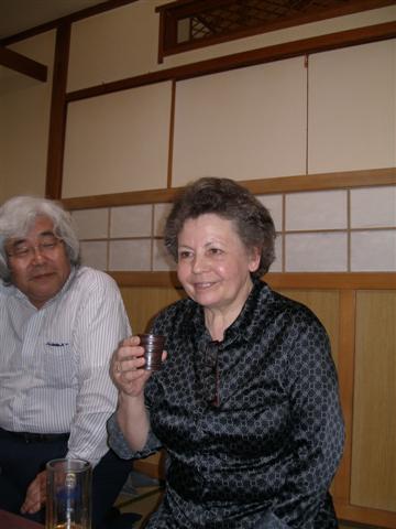 民俗学者ワレンチーナさんの誕生会in居酒屋「魚一心」with 函館海の幸_b0171523_012022.jpg