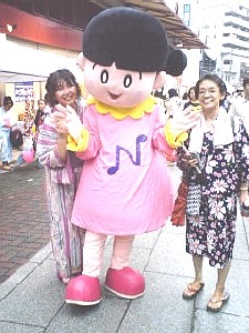 神戸・長田の夏祭りが始まった #364_e0068533_21232213.jpg