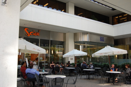 ダウンタウンで軽食はイタリアンベーカリーカフェ「Sciue’」_d0129786_1221834.jpg
