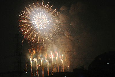 花火の季節になりました＾＾_c0198030_23324998.jpg