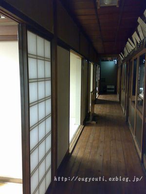 a0098357_2391011.jpg