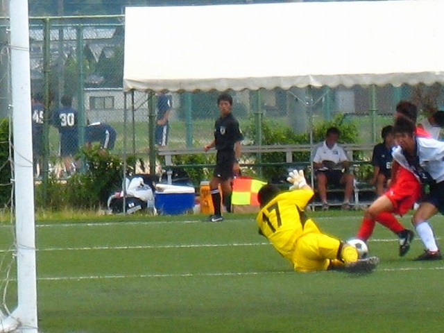 [野洲高校ｻｯｶｰ部観戦記]近畿高校サッカー選手権大会１回戦対初芝橋本@野洲高G_d0121300_22343752.jpg