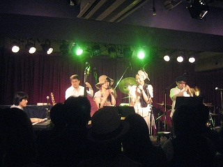 e0123412_12234834.jpg