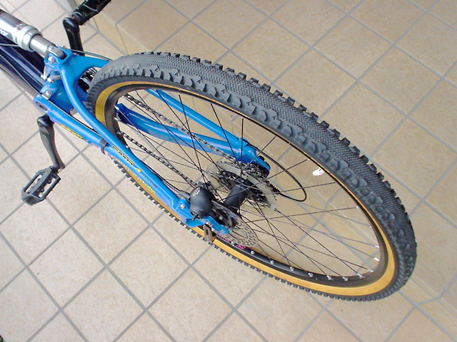 Mtb セミスリックタイヤに交換 琵琶湖 Freeride Web From Lake Biwa Japan