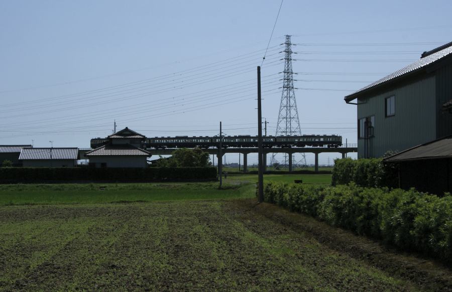 鉄子の部屋・・・身近な電車_b0163381_2181099.jpg