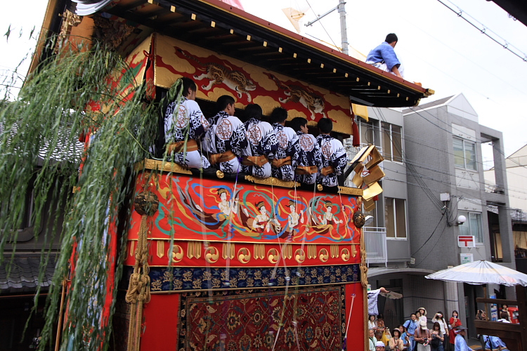 祇園祭 -山鉾巡行-(後編)_e0051888_5285543.jpg